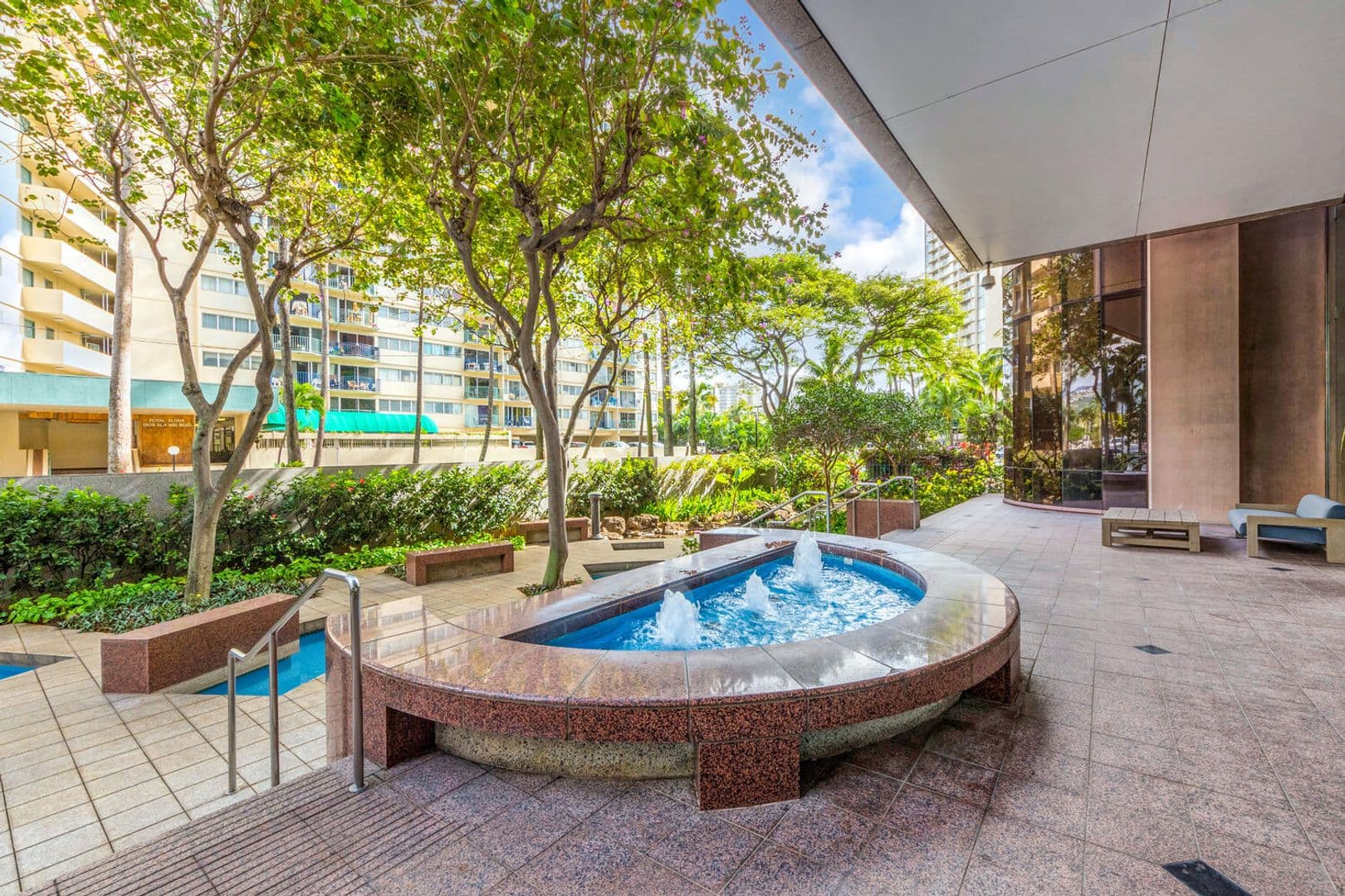 Honolulu Condo: 1888 Kalakaua Ave. Unit 3504