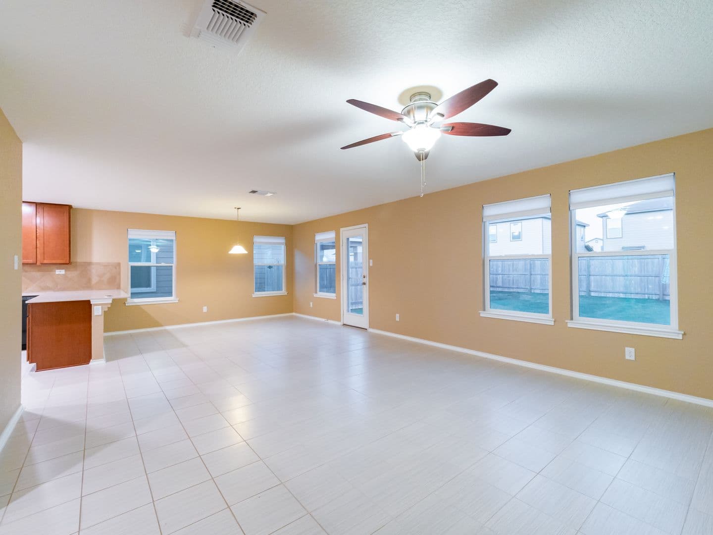 New Braunfels House: 2056 Brandywine Dr