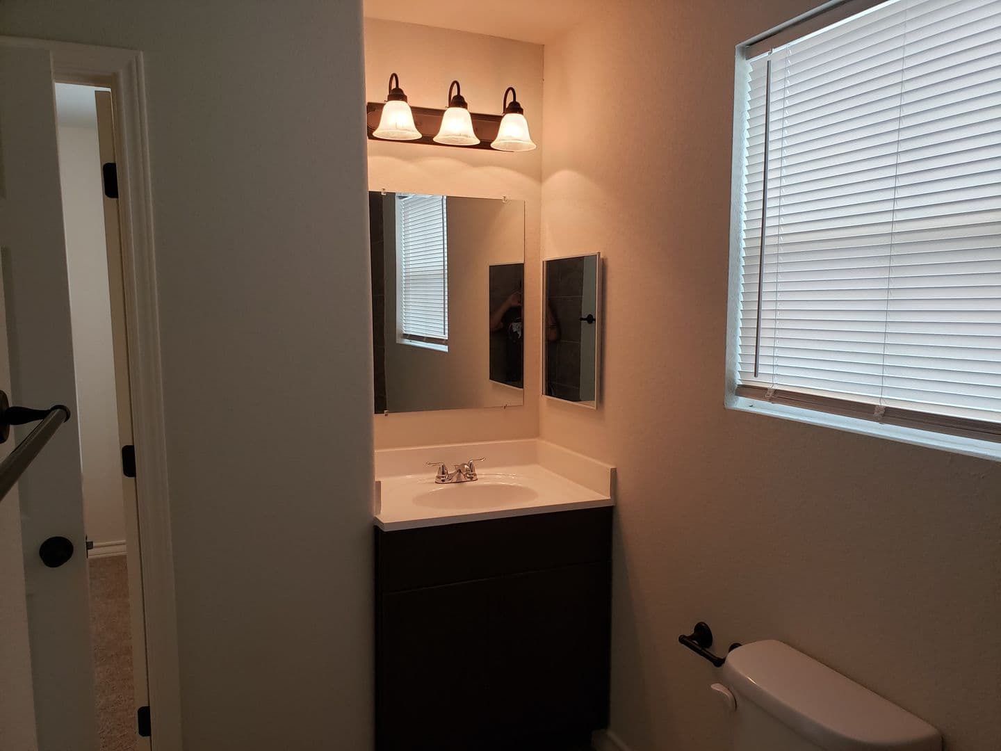 Converse Townhome: 7310 Colina Way - 3