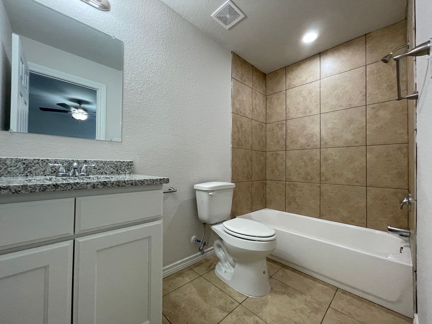 Converse Townhome: 7311 Colina Way