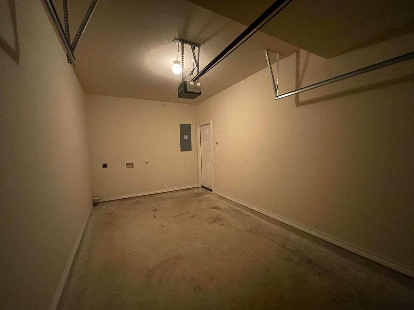 Selma Townhome: 16833 Showdown Path - 4