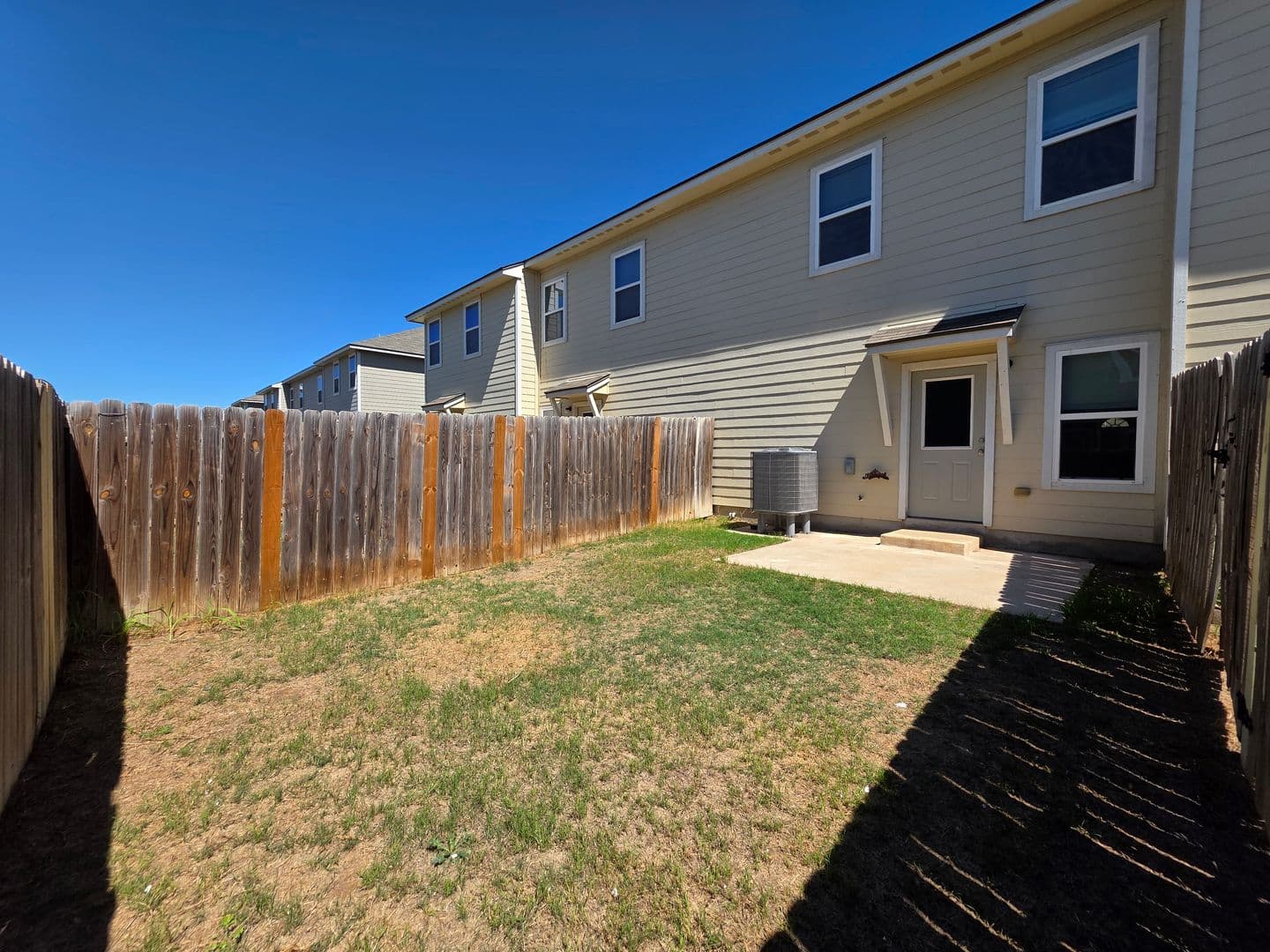 Selma Apartment: 16913 Showdown Path