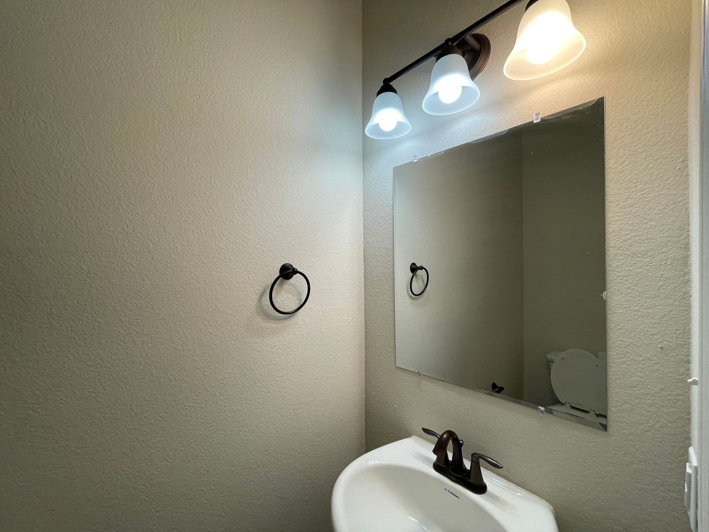 San Antonio Townhome: 6423 Melanzane Ave - 3