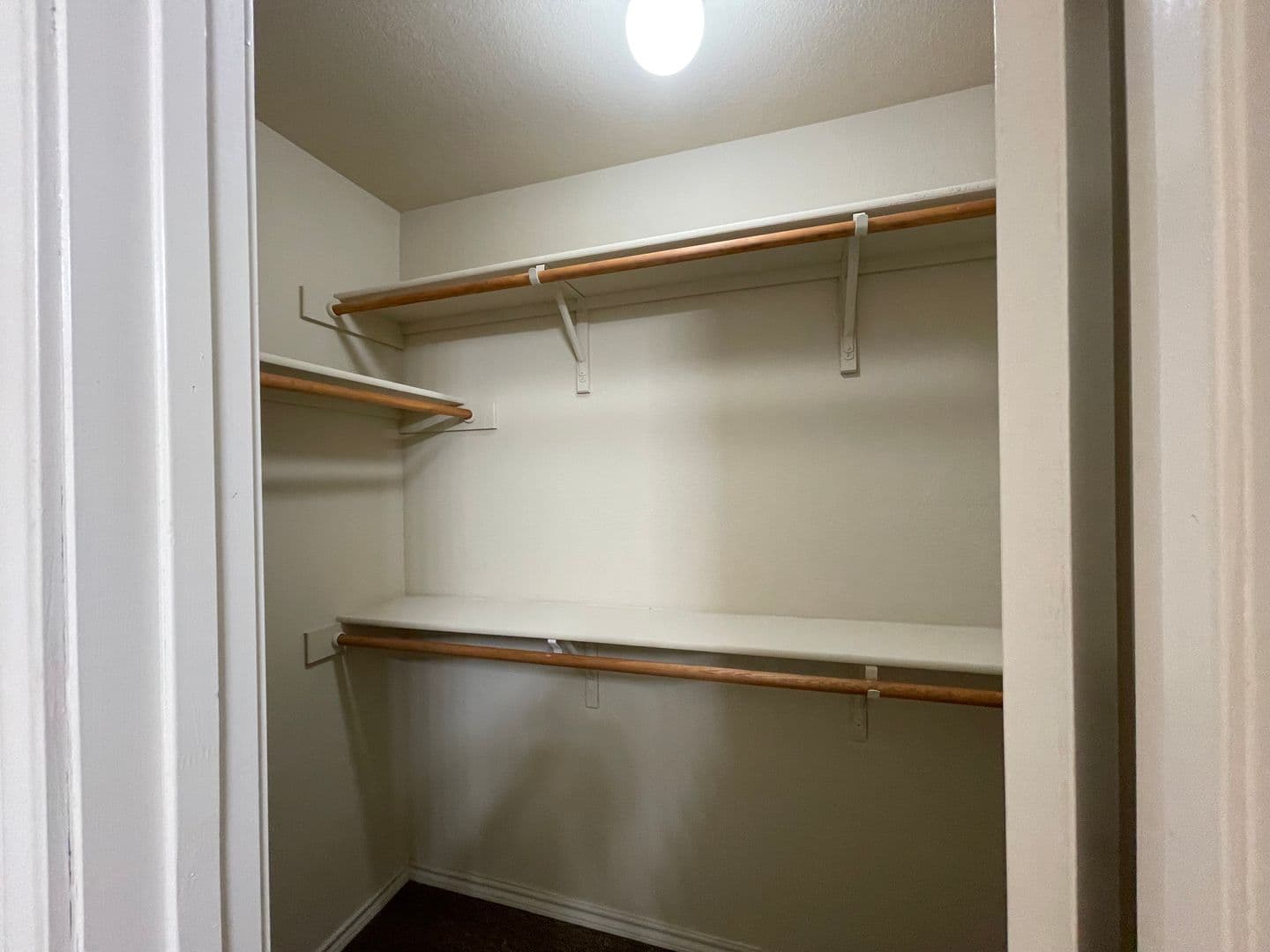 TX Townhome: 166 Creekside Villa Drive