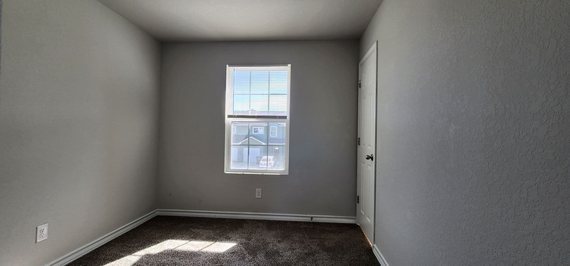 Selma Apartment: 16913 Showdown Path