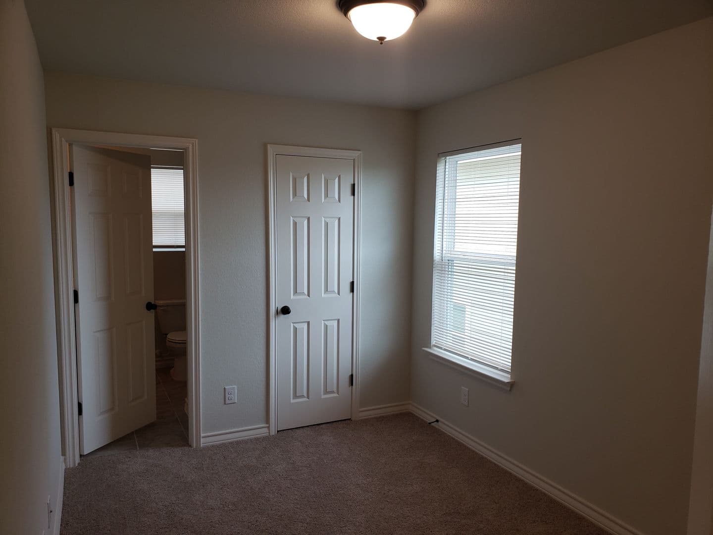 Converse Townhome: 7310 Colina Way - 3