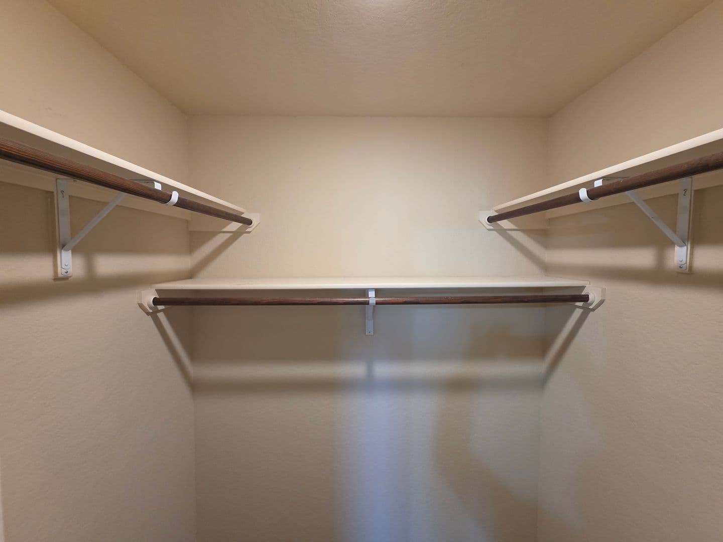 San Antonio Apartment: 6838 Lakeview Drive