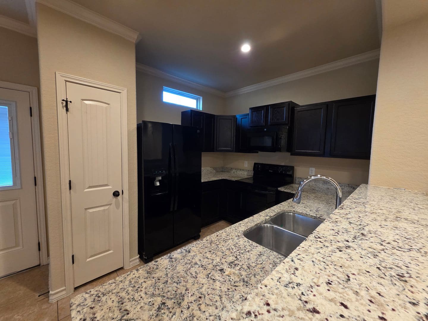 San Antonio Apartment: 6838 Lakeview Drive