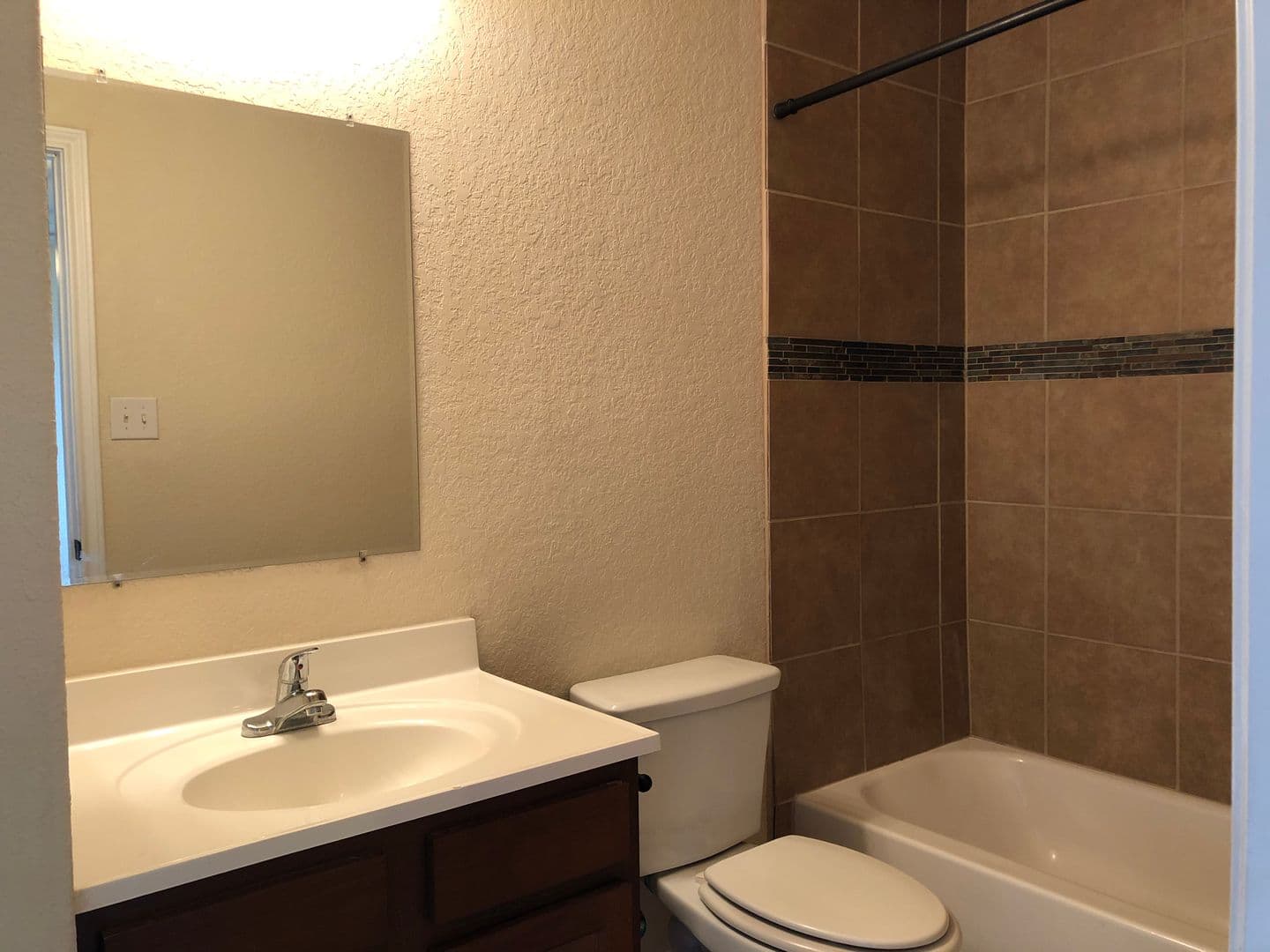 Selma Townhome: 16815 Dancing Ava - 1*