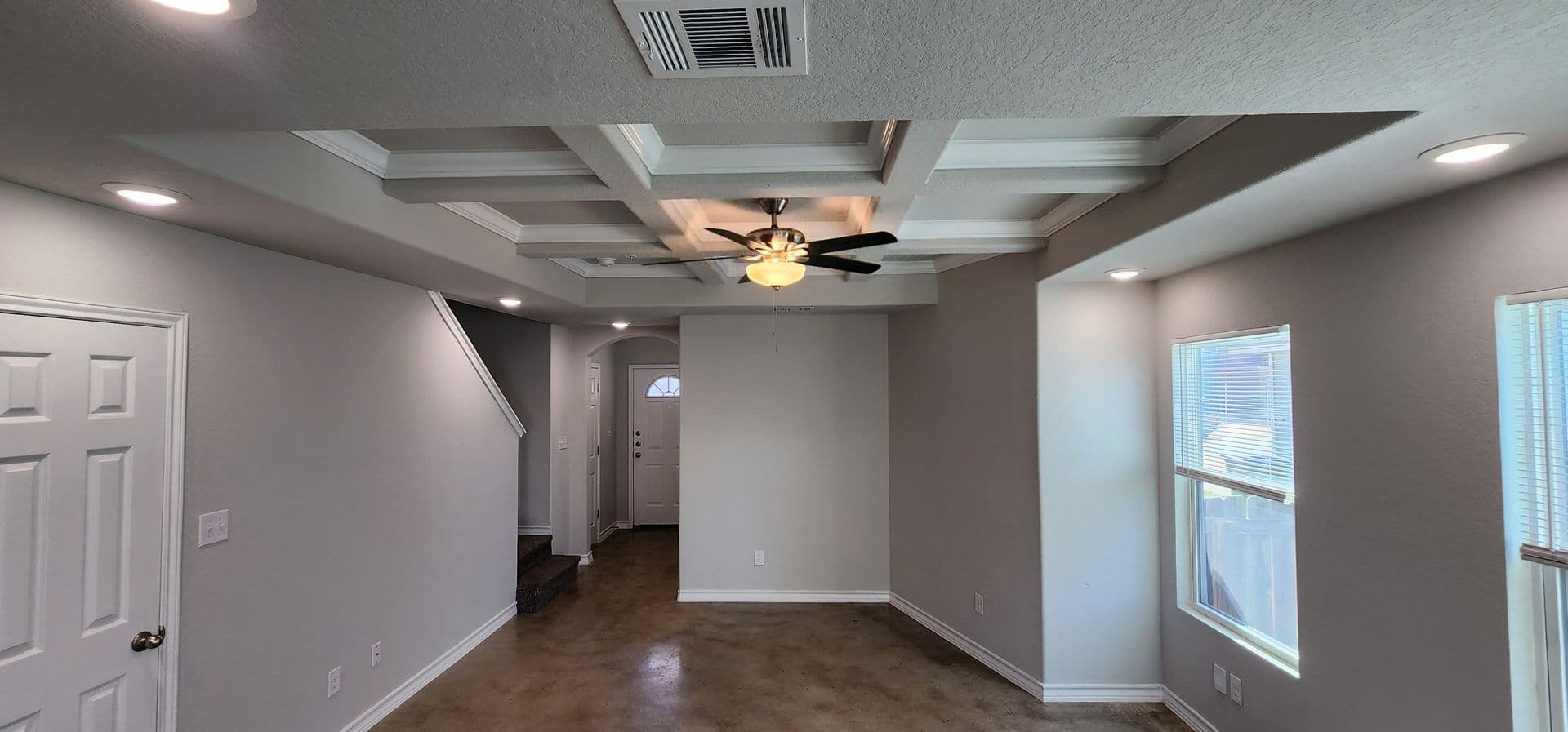 Selma Apartment: 16913 Showdown Path