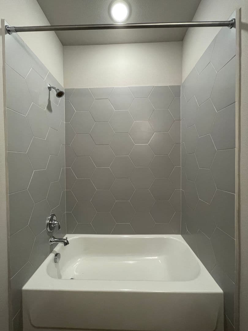 Marble Falls Townhome: 115 Peruna Drive