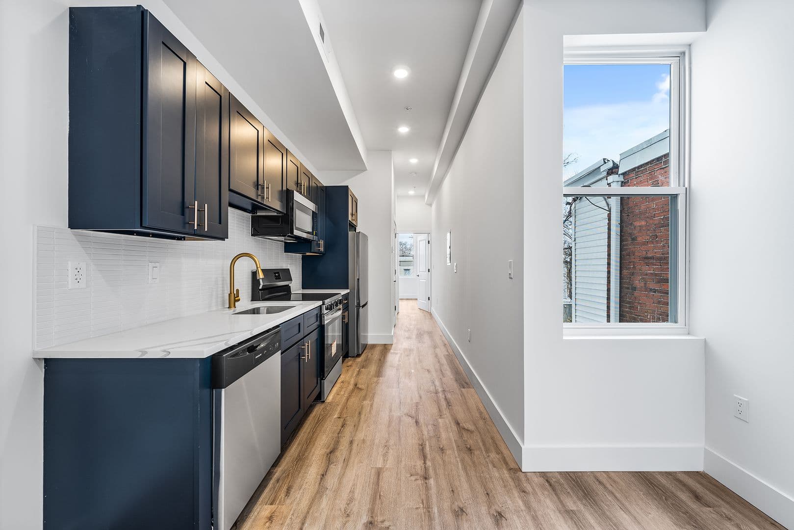 Philadelphia Apartment: 869 N 43rd St