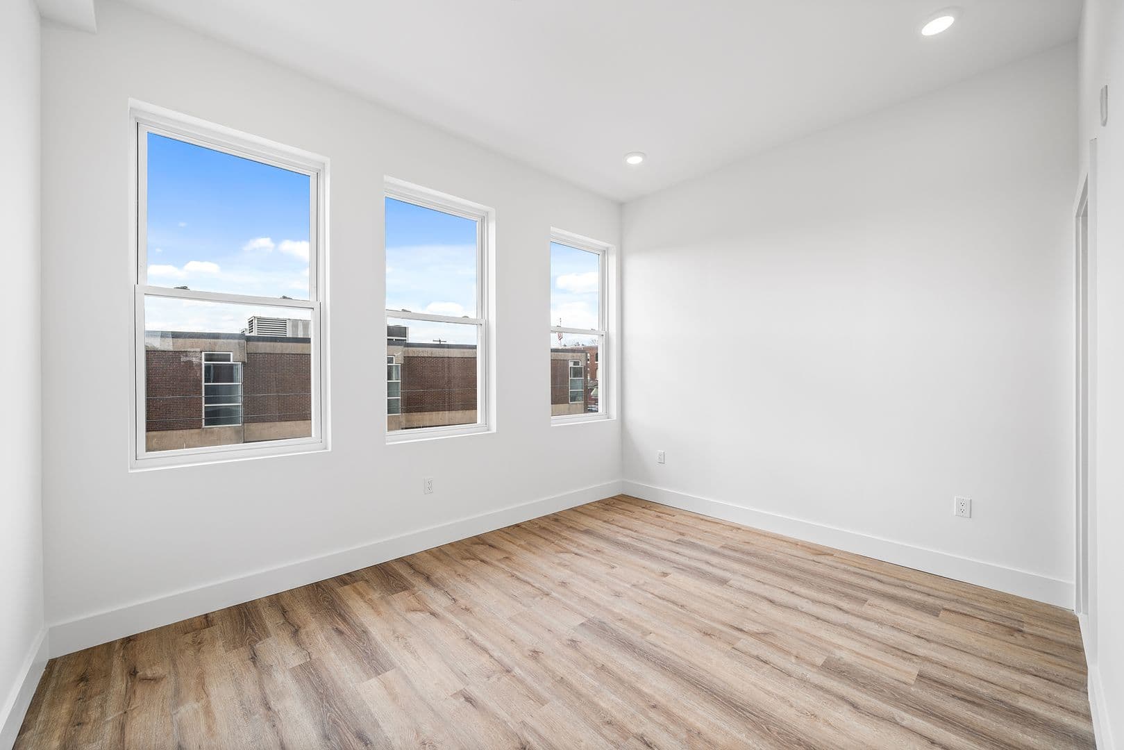 Philadelphia Apartment: 869 N 43rd St