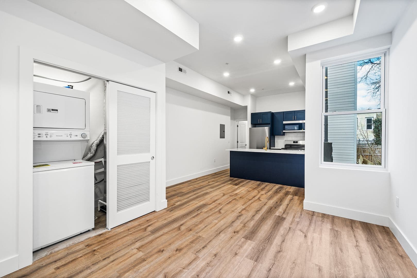 Philadelphia Apartment: 869 N 43rd St
