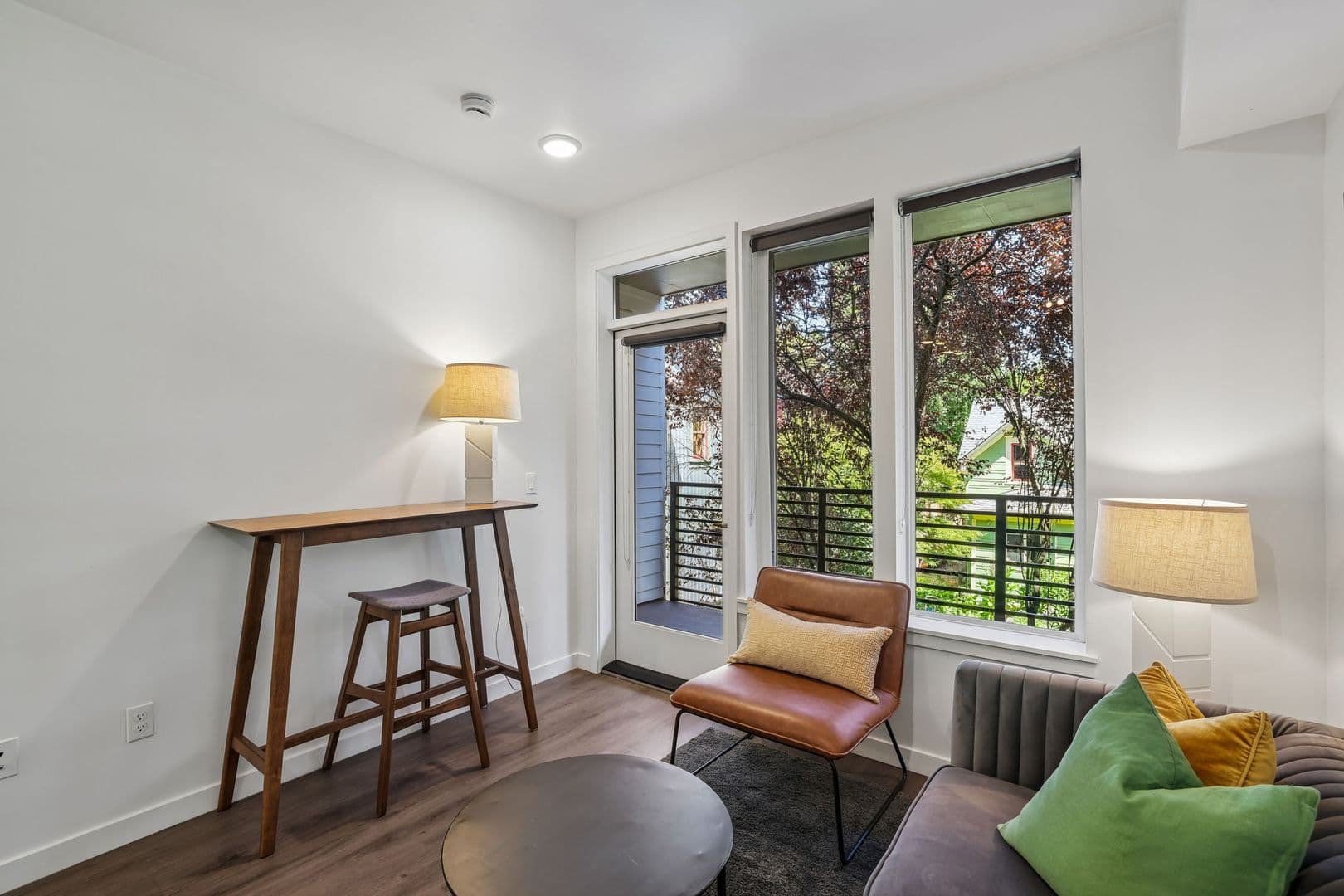Portland Apartment: 8124 SE 6th Avenue