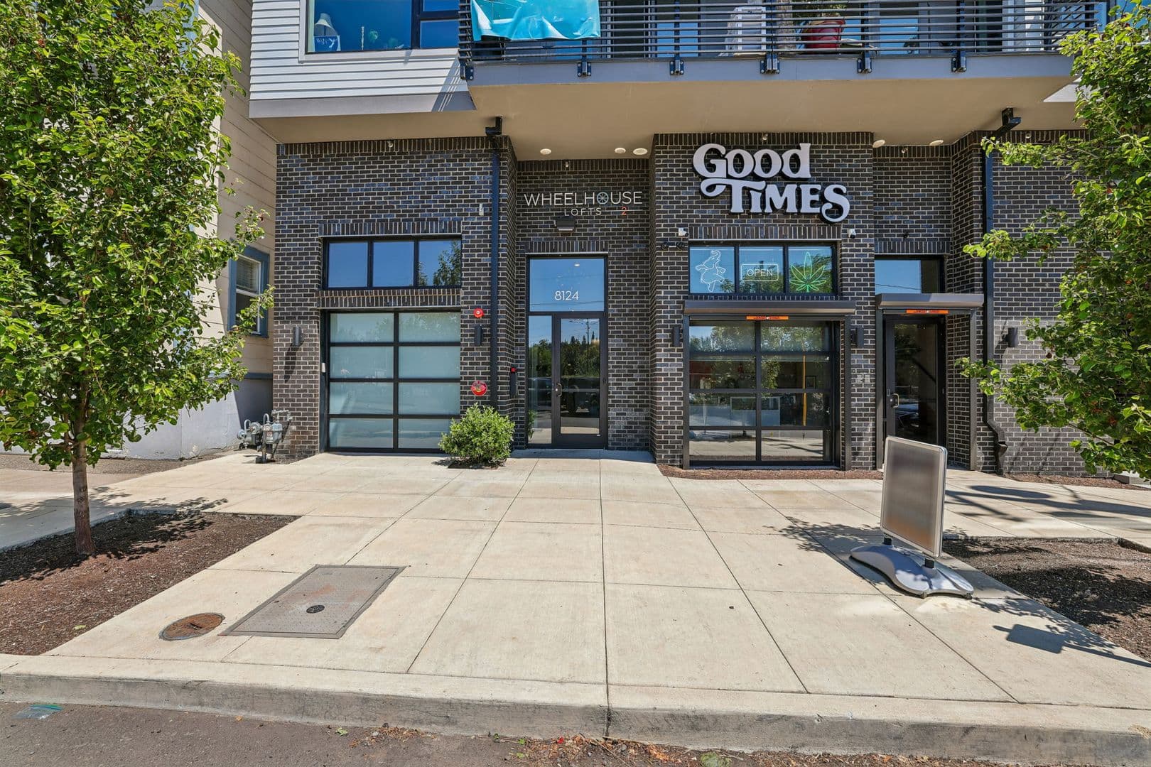 Portland Apartment: 8124 SE 6th Avenue