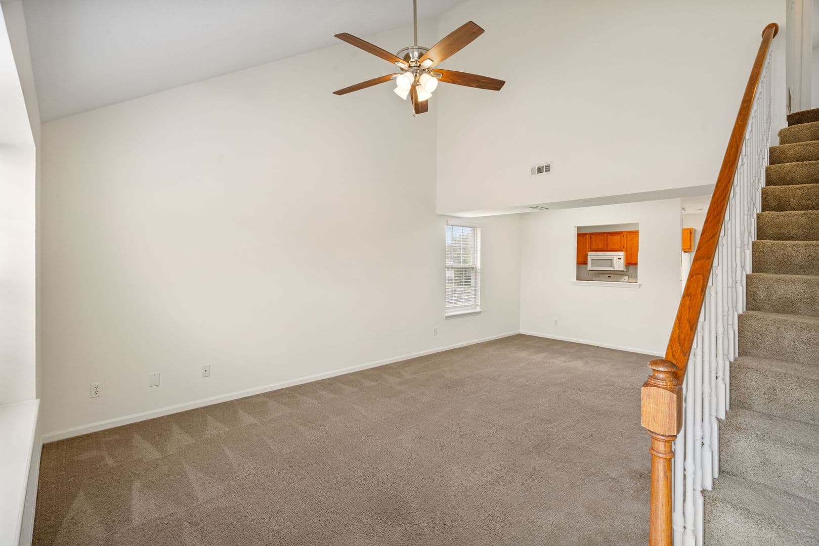 Columbia Apartment: 3509-3511 La Mesa Dr.