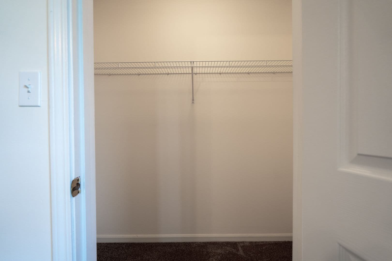 Columbia Apartment: 2405-2407 Northampton Dr.