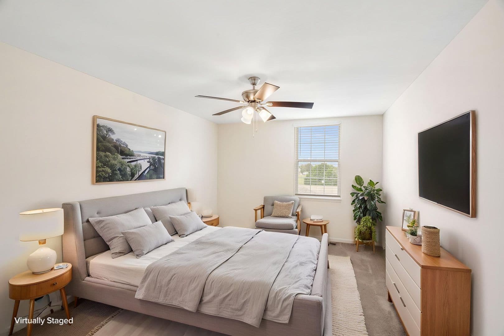Columbia Apartment: 3509-3511 La Mesa Dr.