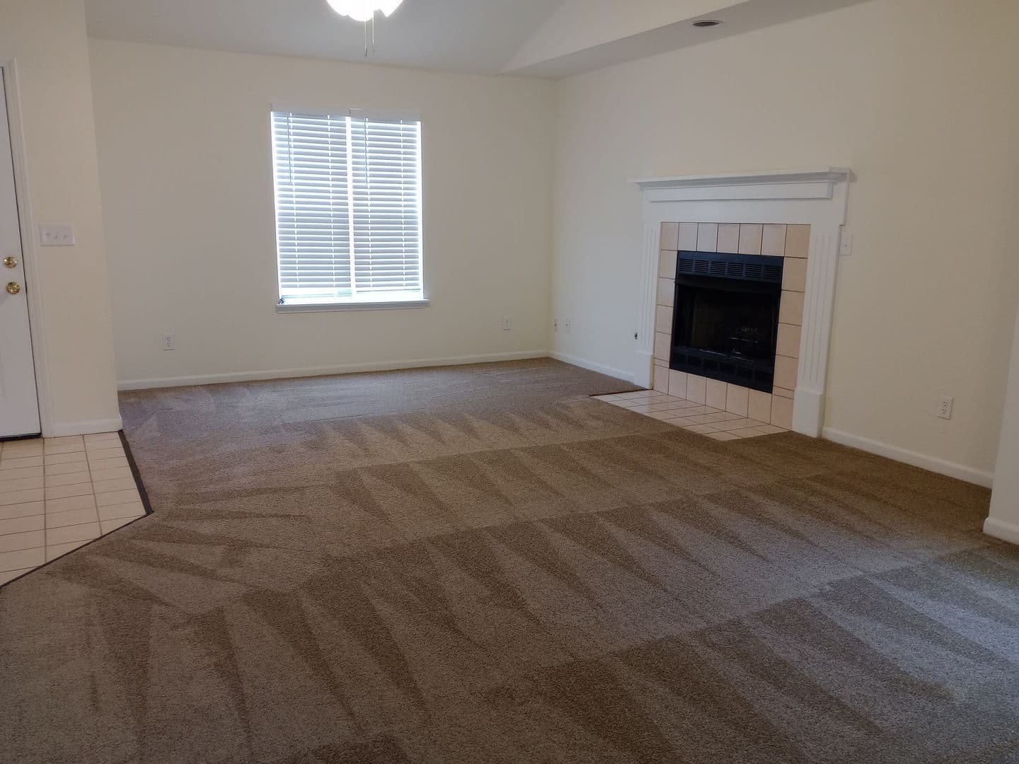 Columbia Apartment: 4304 - 4306 Caleb Court