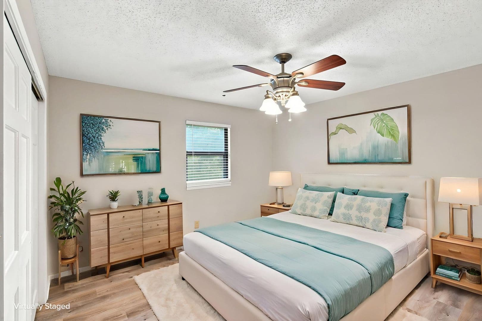 Columbia Apartment: NEW 1720-1722-1724-1726 N Chapman Lane