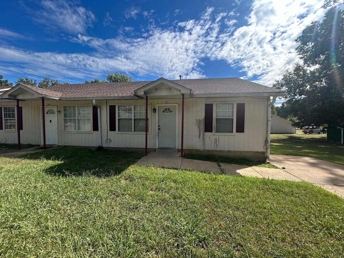 Brownsville Apartment: 764 - 776 N. McLemore
