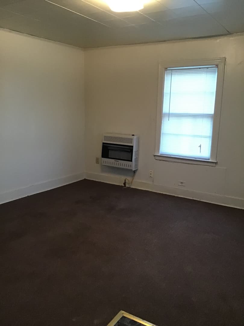 Brownsville Apartment: 607 Hatchie St.