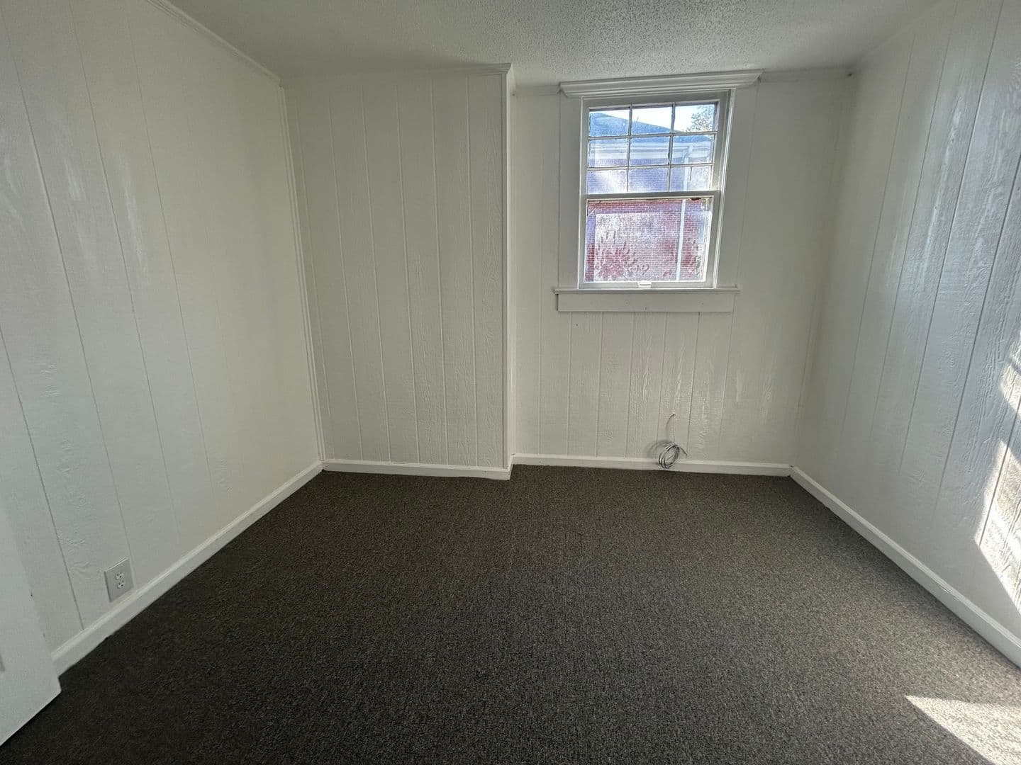 Brownsville Apartment: 130 Franklin St.