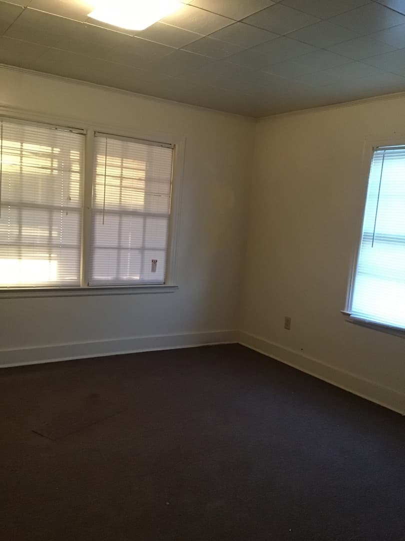 Brownsville Apartment: 607 Hatchie St.