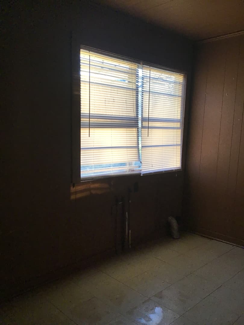 Brownsville Apartment: 607 Hatchie St.