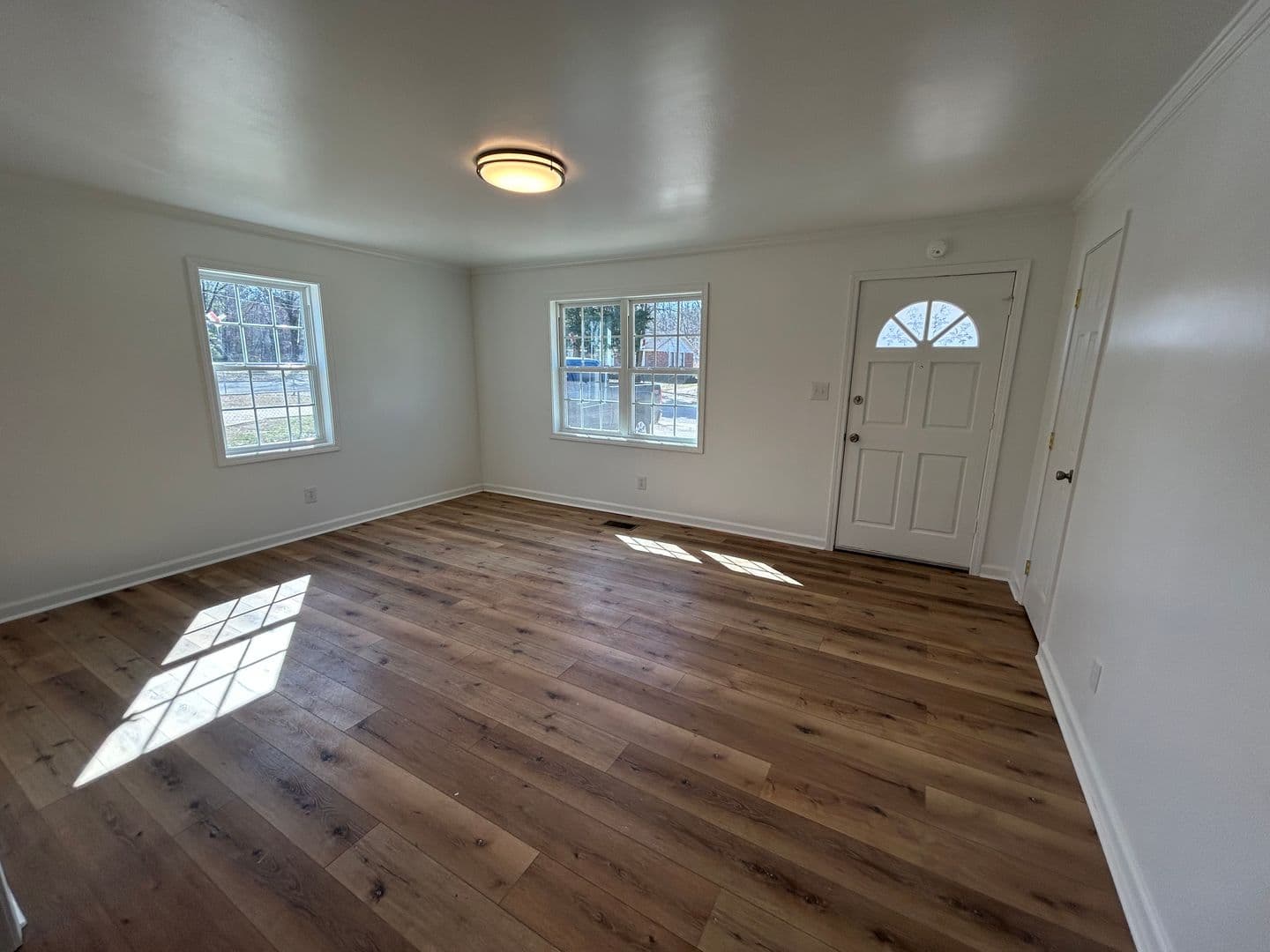 Brownsville House: 113 Holly Cove