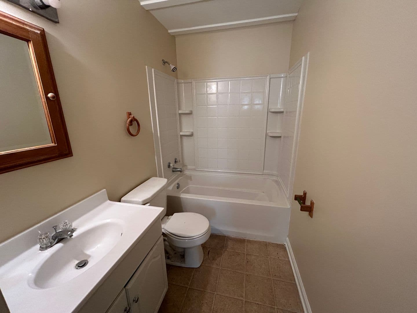 Brownsville Apartment: E. College St.