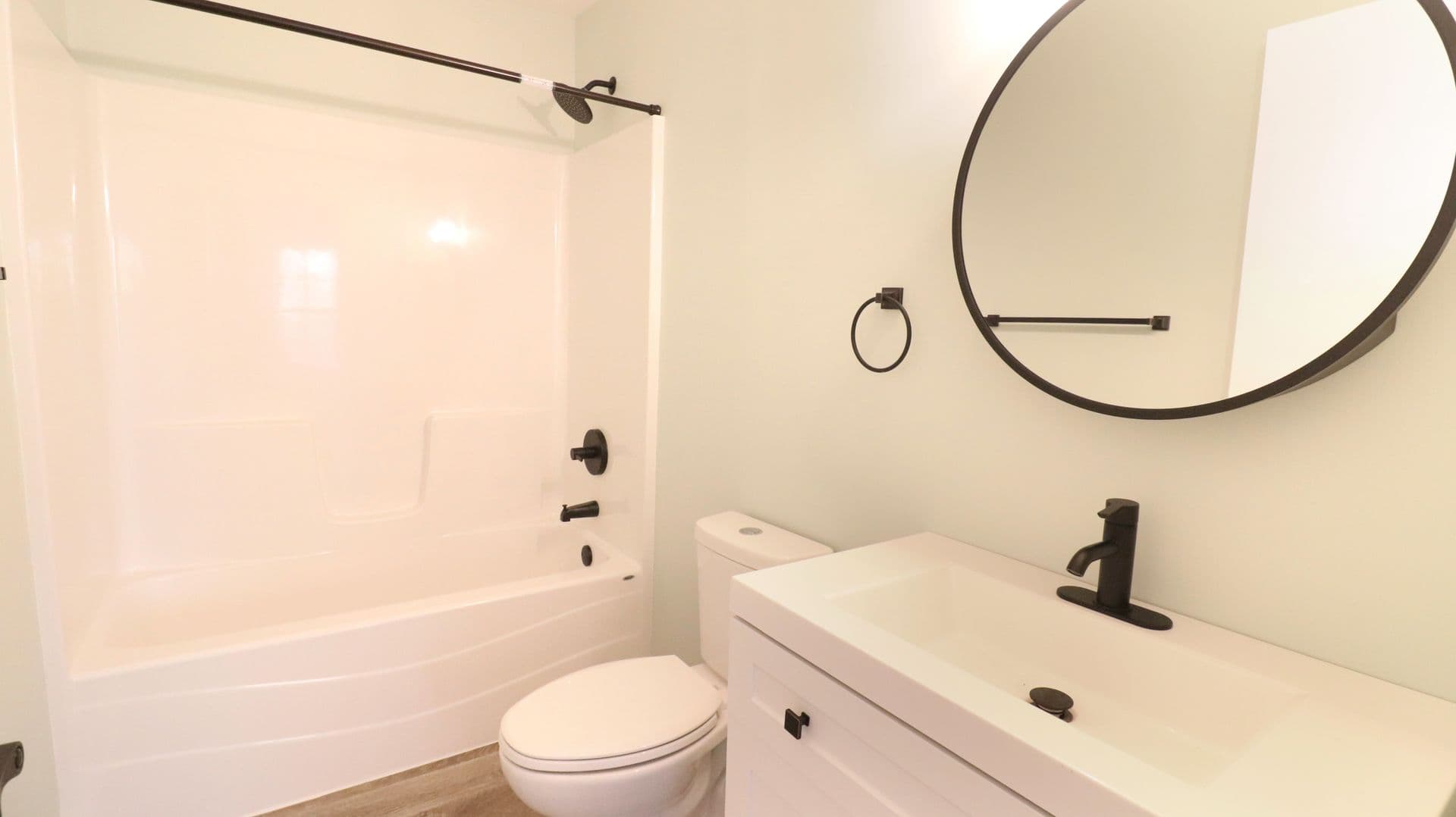 Brownsville Apartment: 212 North Washington Ave.