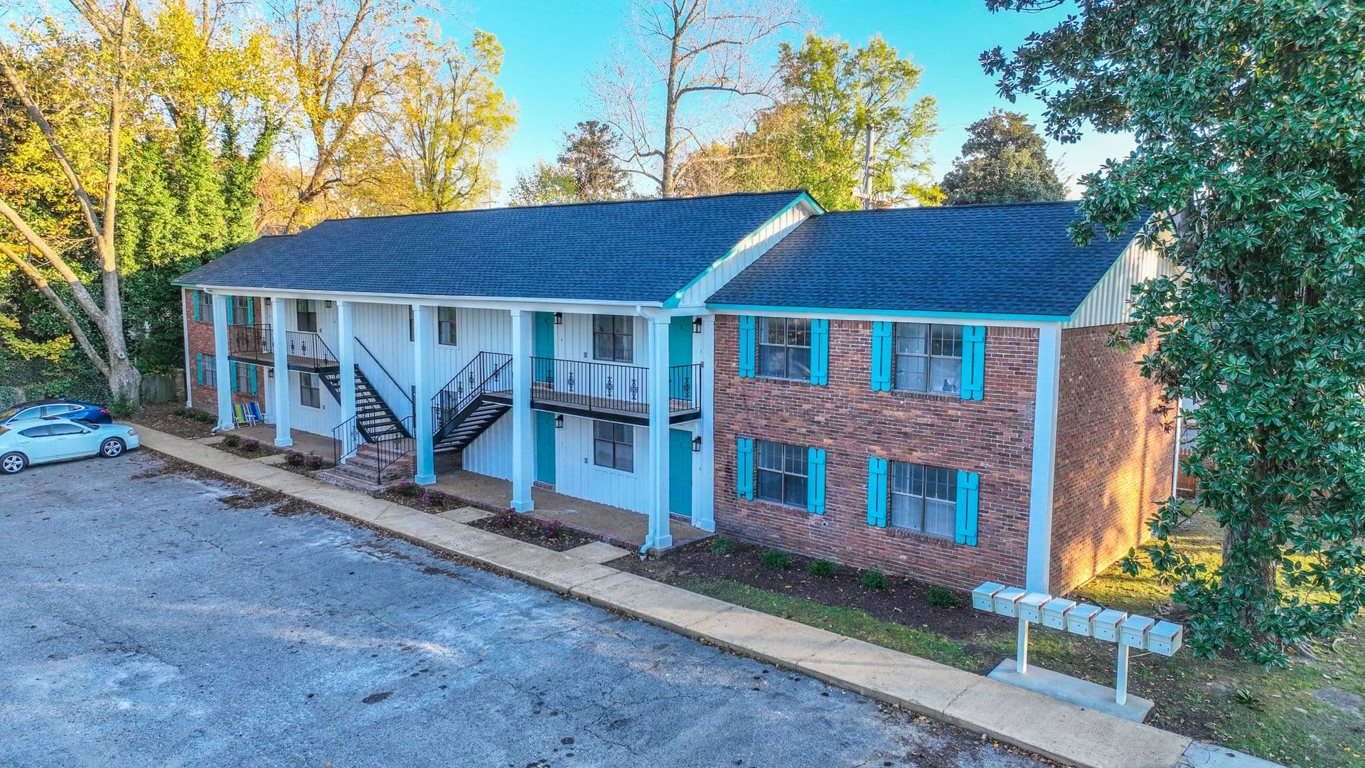 Brownsville Apartment: 212 North Washington Ave.