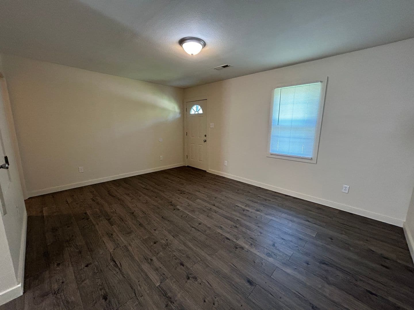 Brownsville Apartment: 1160 S. Washington Ave