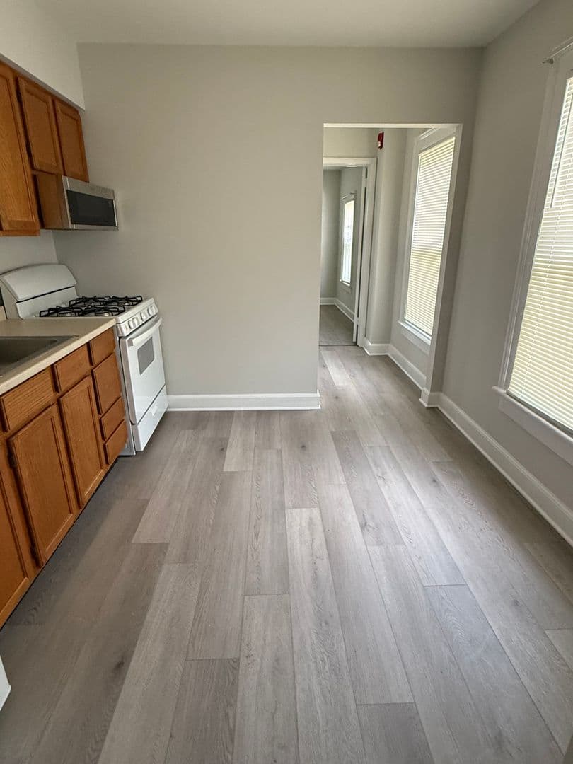 Red Bank Apartment: 56-58 Washington St