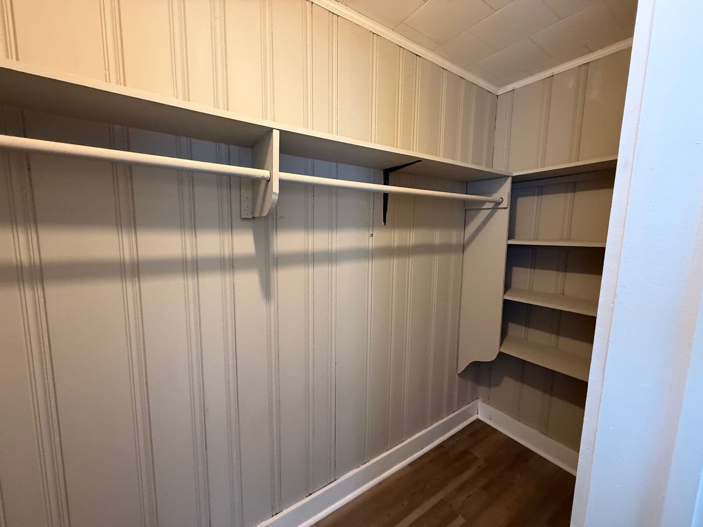 Red Bank Apartment: 56-58 Washington St