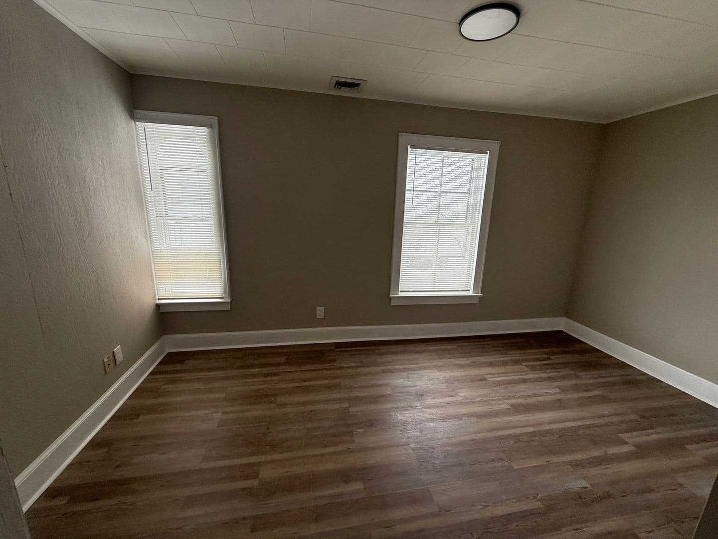 Red Bank Apartment: 56-58 Washington St
