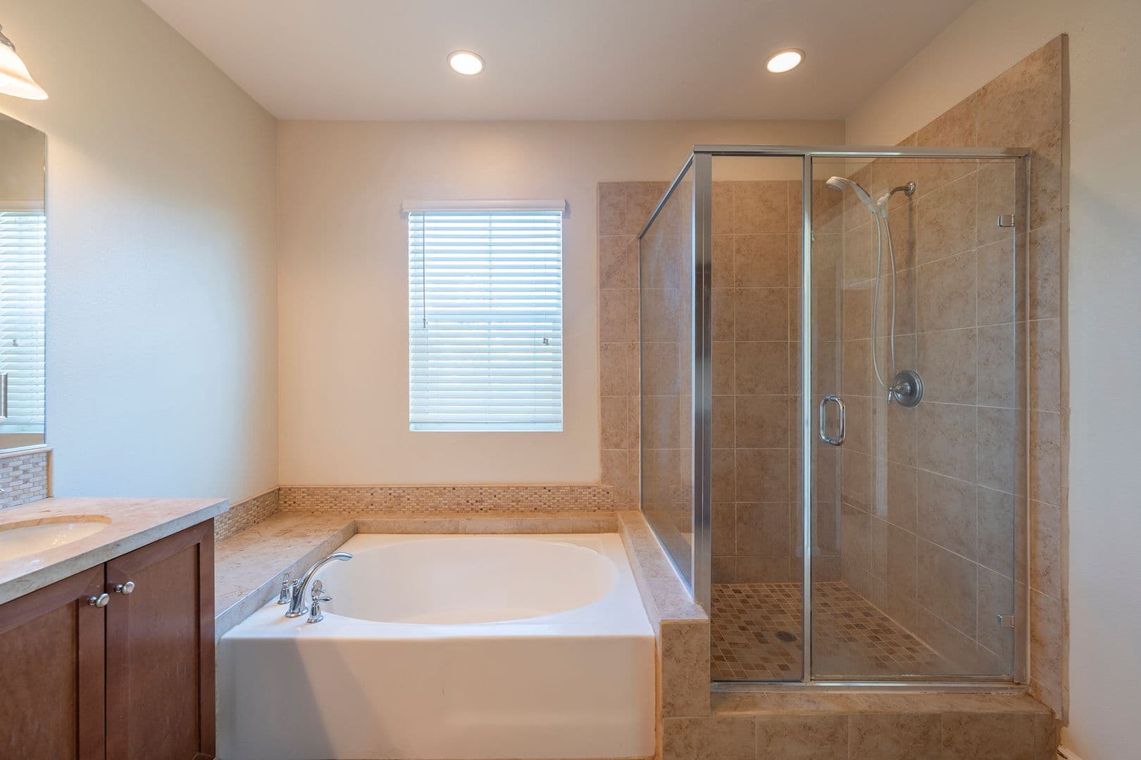 Torrance Apartment: 2303 Jefferson Street