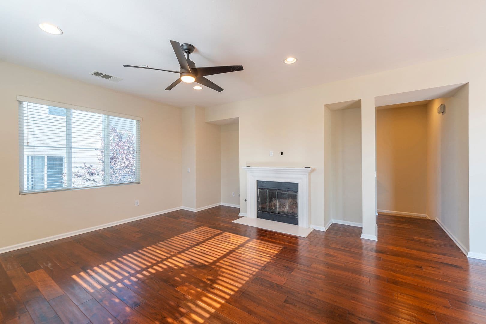 Torrance Apartment: 2303 Jefferson Street