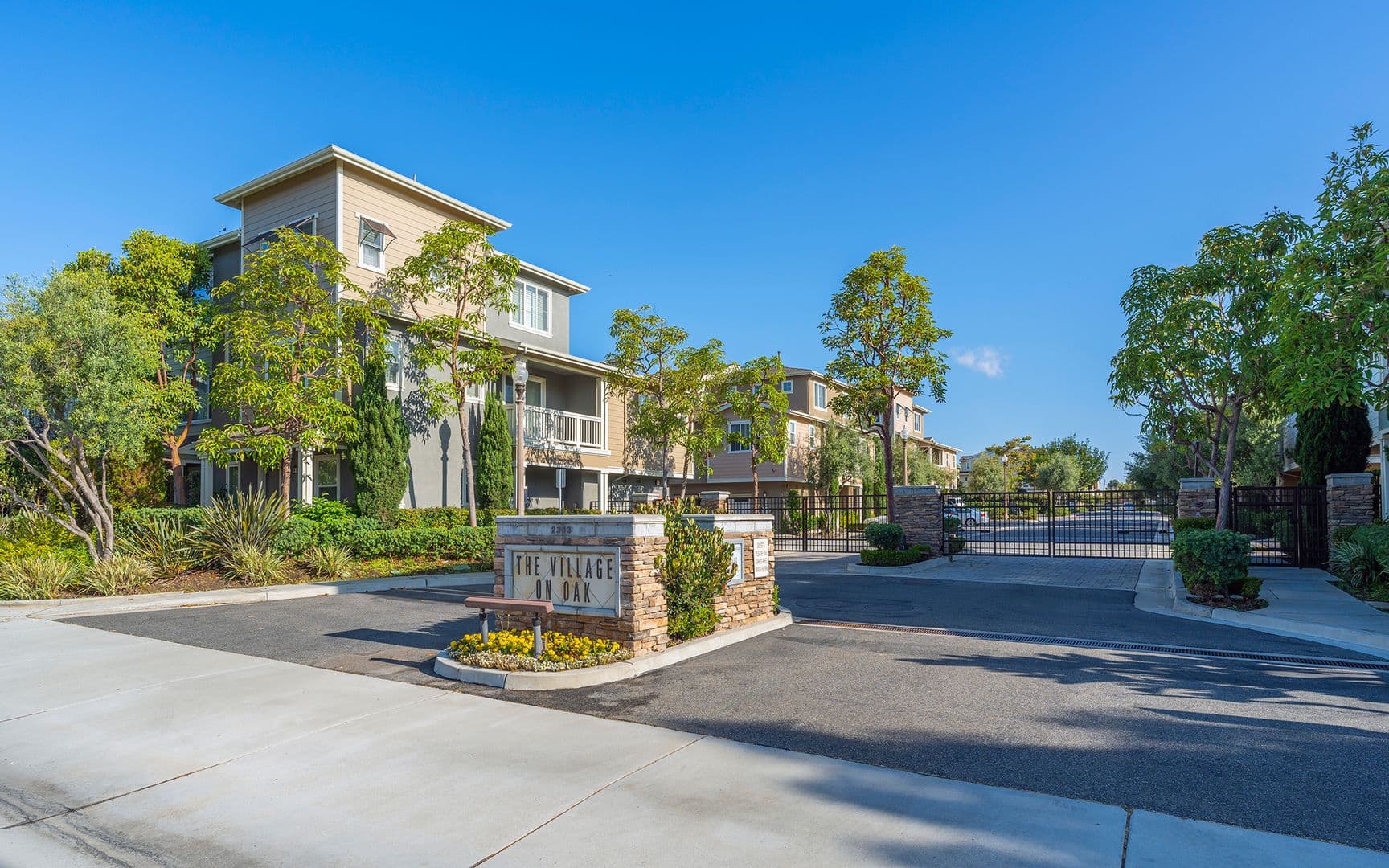 Torrance Apartment: 2303 Jefferson Street