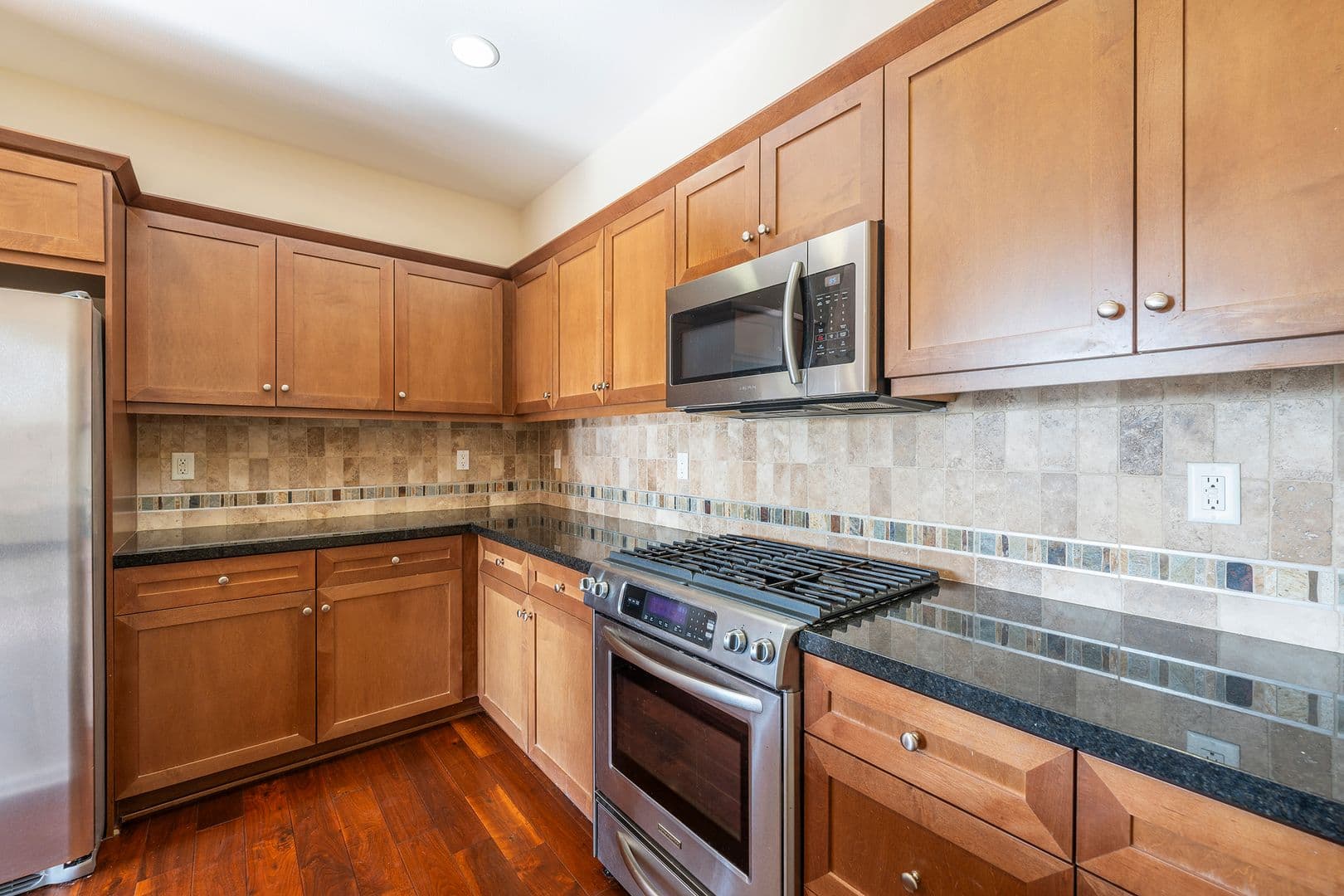 Torrance Apartment: 2303 Jefferson Street