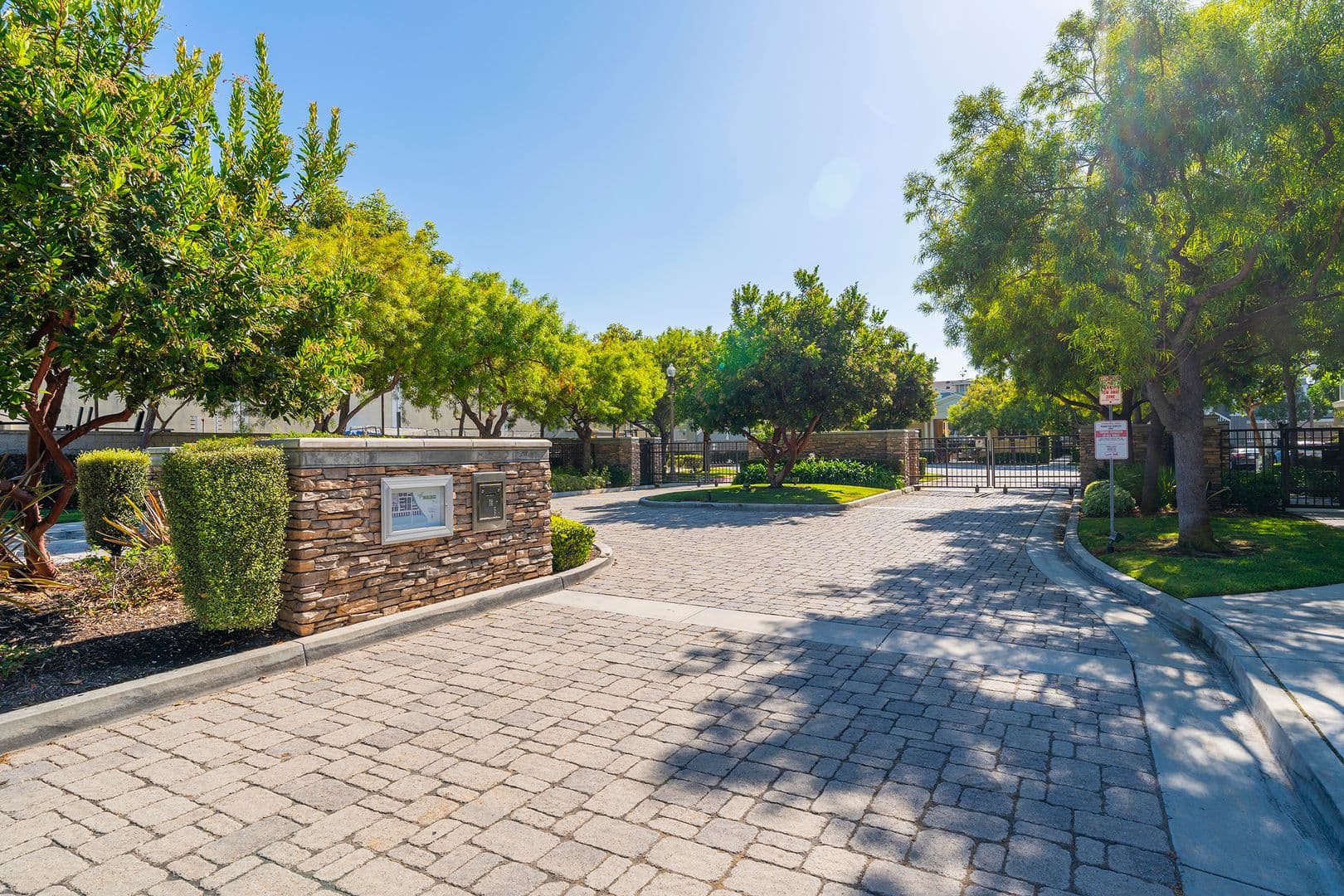 Torrance Apartment: 2303 Jefferson Street