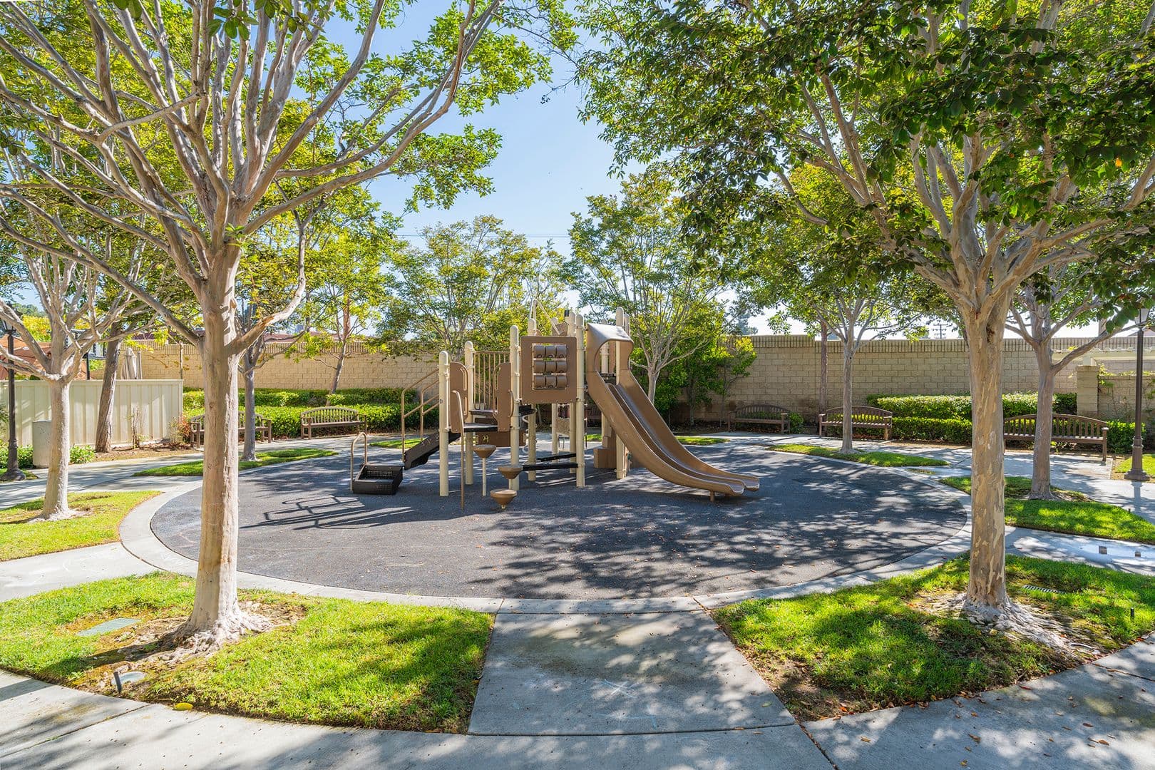 Torrance Apartment: 2303 Jefferson Street