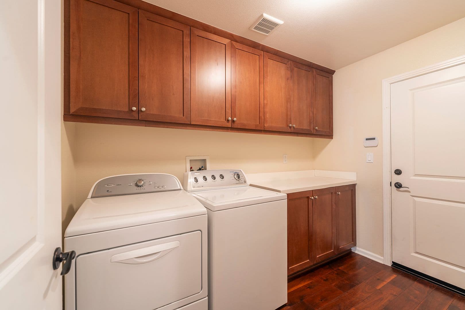Torrance Apartment: 2303 Jefferson Street
