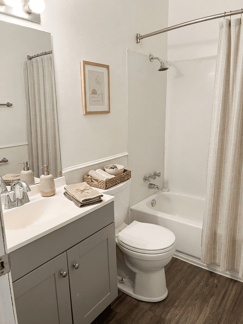 Lafayette Apartment: 3750 McCarty Ln