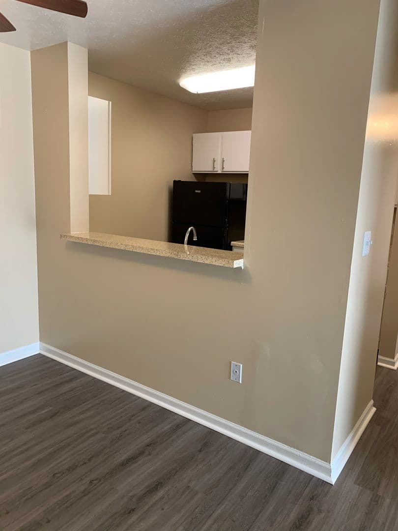 Muncie Apartment: 125 E Oldfield Ln