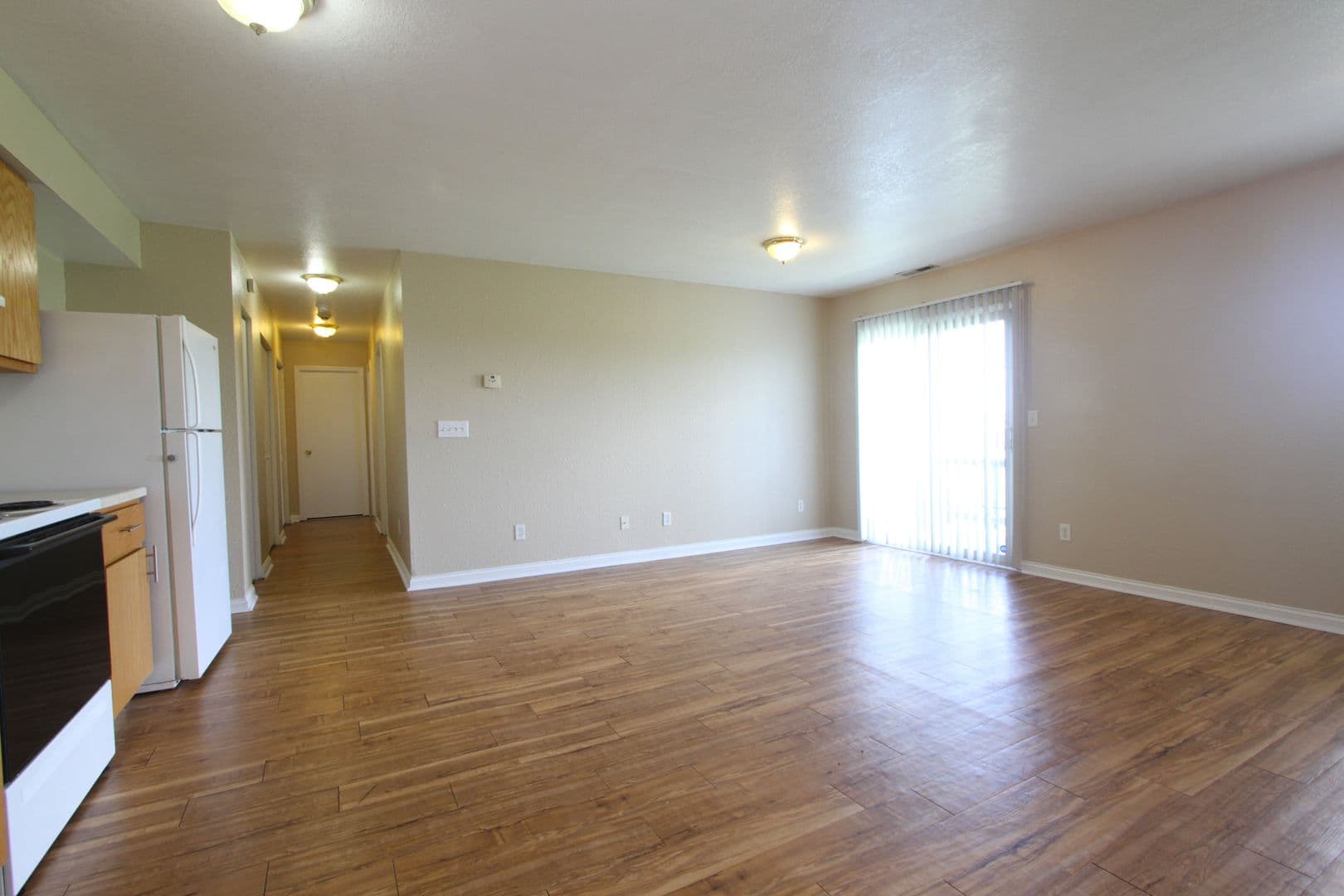 Muncie Apartment: 4000 N Walnut St