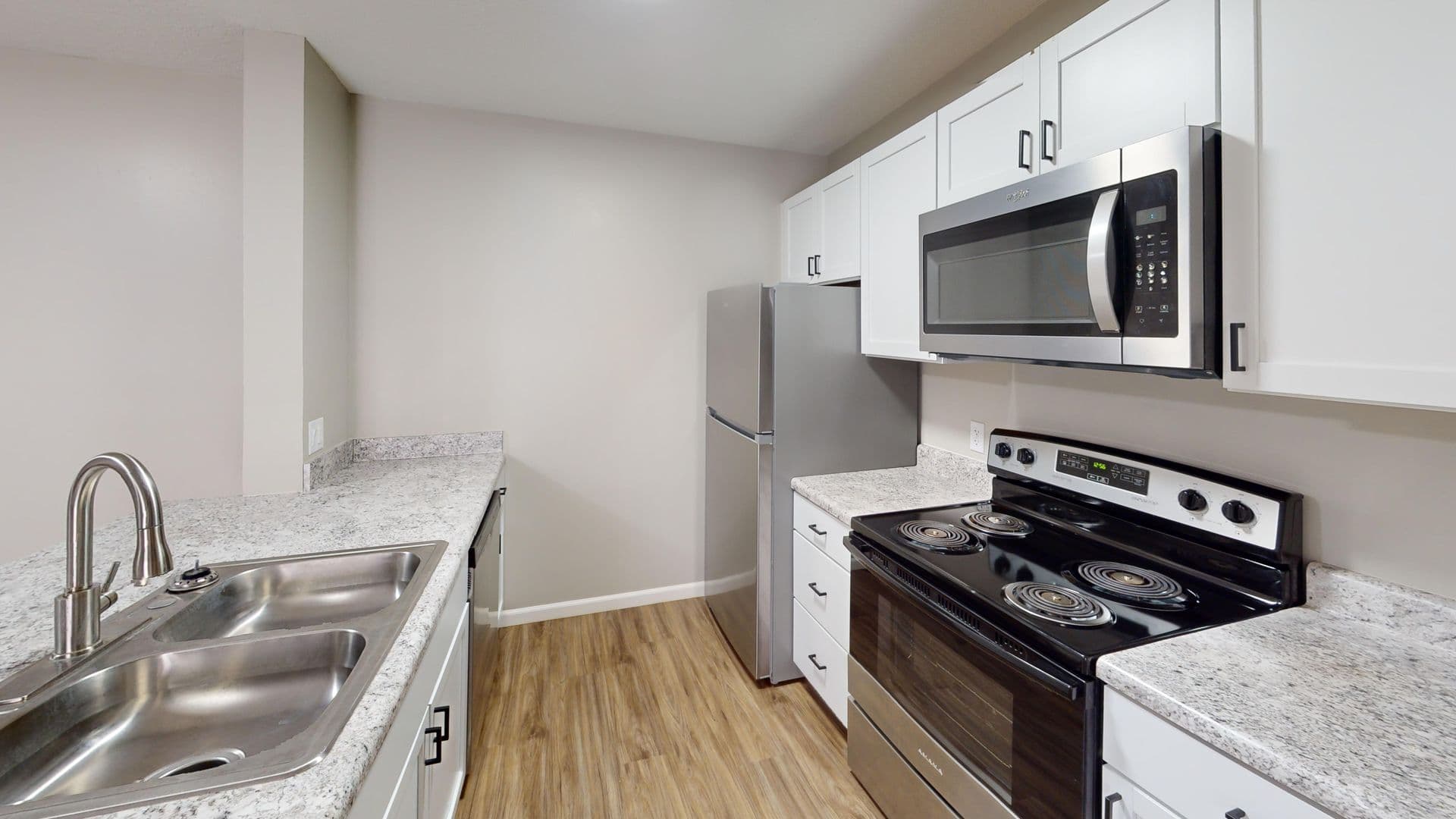 Elwood Apartment: 239 N 13th St