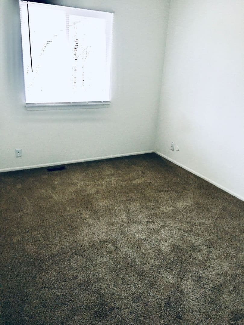 Anderson Apartment: 4325 S Madison Ave